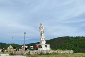 Птичи песни спокойствие чист въздух така ще ви посрещне