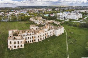 Всяка година Europa Nostra Нашата Европа  мрежата от организации занимаващи се