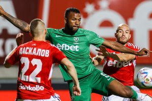 ЦСКА 1948 беше на път сензационно да оглави класирането във