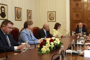 Президентът Румен Радев започва консултации за съставяне на правителство с парламентарните