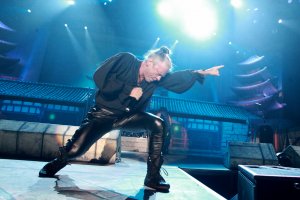 Месец след като стана ясно че на 18 март догодина