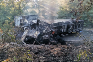 Челен удар между два тира затвори Ришкия проход тази сутрин