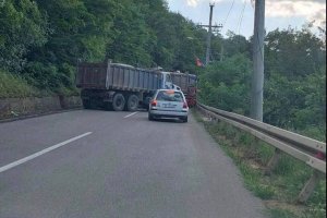 Албанец рани с автоматично оръжие двама сърби в южната част