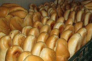 Масово намалението на цената на хляба в магазините се оказа символично