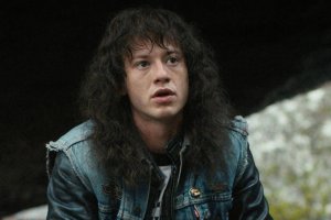 Британският актьор Джоузеф Куин известен с ролята на Еди Мънсън