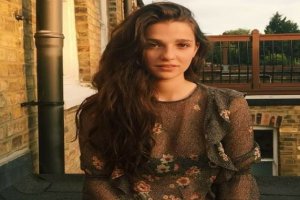 Звездата от сериала на НВО Индустрия – 25 годишната английска актриса