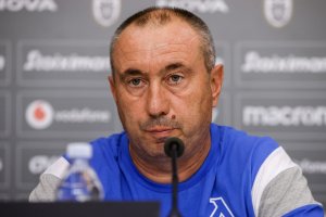 Треньорът на Левски Станимир Стоилов продължава да вярва че ПАОК