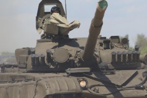 Северна Македония дари на Украйна получени от Русия танкове Т-72