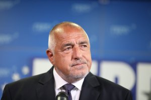 ГЕРБ застава твърдо зад правителството в скандала с Русия след