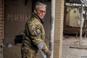 Още от 2014 година насам украинката Юлия Паевская работи като фелдшер В