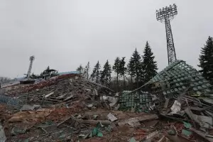 Въпреки войната Украйна поднови футболното първенство