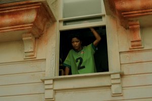 Около 40 ата си годишнина чернокожият комик от тв скечове Джордан