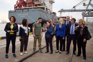 Първият кораб със зърно напусна южното пристанище на Одеса в 9 15