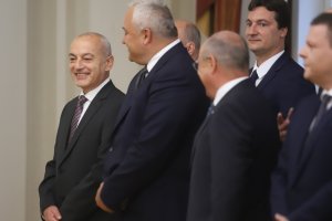 Очевидно президентът Румен Радев е фен на българското кино Защо