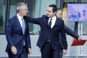 Премиерът на Косово Албин Курти поиска по голямо присъствие на НАТО