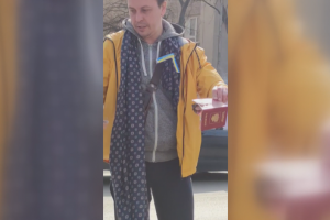 Алексей Алчин – руски гражданин който от пет години живее