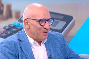 В момента Русия използва последната си енергийна карта Газпром е