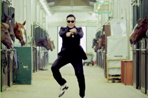 Преди десет години южнокорейският певец рапър автор на песни и