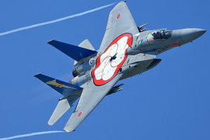 Япония се готви да разположи 1000 крилати ракети с голям