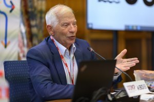 ЕС посредничи в сделка между Сърбия и Косово за облекчаване