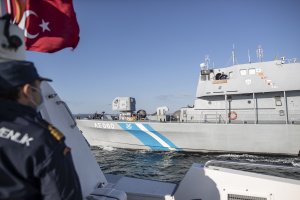 Гръцката брегова охрана е открила огън по турски товарен кораб плаващ