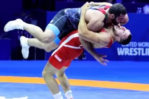 Български борец е на финал за световната титла