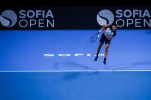 Лазаров спечели дебютна победа във веригата на АТР