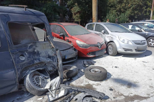 18 годишна помете пет автомобила тази нощ бул   Захари Стоянов в столичния