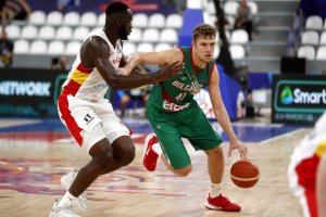 Представянето на Александър Везенков от началото на Евробаскет 22 отреди