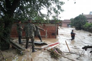 Невиждана от 500 години вълна отнесла селата в Карловско каза