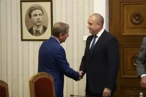 Как президентът стана адвокат на петролния Дявол