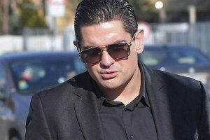 ЗАЙКА МОЯ Отцепникът от ИТН Радостин Василев побъркал със сексапил