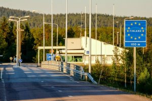 Руските власти възнамеряват да затворят границите за мъже в мобилизационна