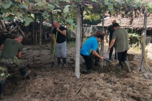 Бездомните от карловските села 
ще бъдат настанени във фургони