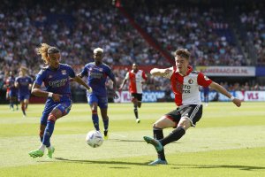 Френският футболен клуб Олимпик Лион започна нелошо сезона в местното