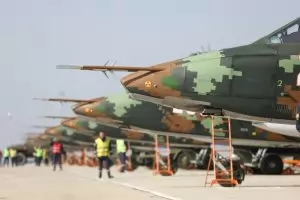 "Блумбърг": 14 български самолета Су-25 са в Украйна 