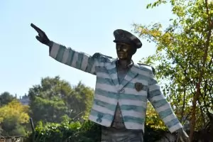 Паметник на легендарен футболен треньор бе открит във Варна