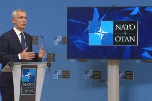 Очаква се Столтенберг да остане начело на НАТО за още една година