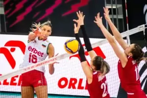 След дъжд качулка: Волейболистките победиха на тръгване от световното