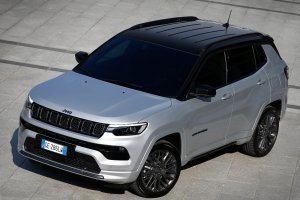 Дори легендарна марка каквато е Jeep беше принудена да се