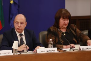 Всички социални плащания в това число и увеличените от 1