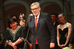 Градинката на столичния площад Велчова завера в близост до Духовната