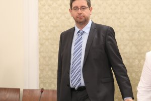 Партиите упорито продължават да използват номера за да обърнат в