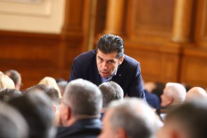 Кирил Петков съпредседателят на Продължаваме промяната коментира пред бтв песента