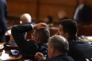 Скандал избухна в НС заради парламентарните комисии 