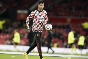 Кристиано Роналдо беше изваден от първия състав на Манчестър Юн