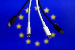 След десетгодишно отлагане Европейският парламент най после одобри директивата според която