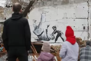 Банкси потвърди авторството на 7 графити в Украйна