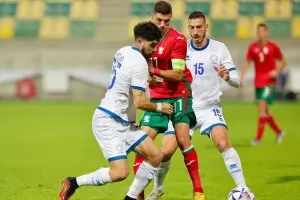 Кръстаич постигна два рекорда начело на България