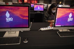 ЕС и Великобритания смятат да бойкотират изявите на руската делегация